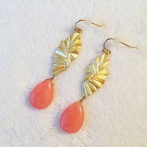 NWOT Ginkgo and ginger drop earrings